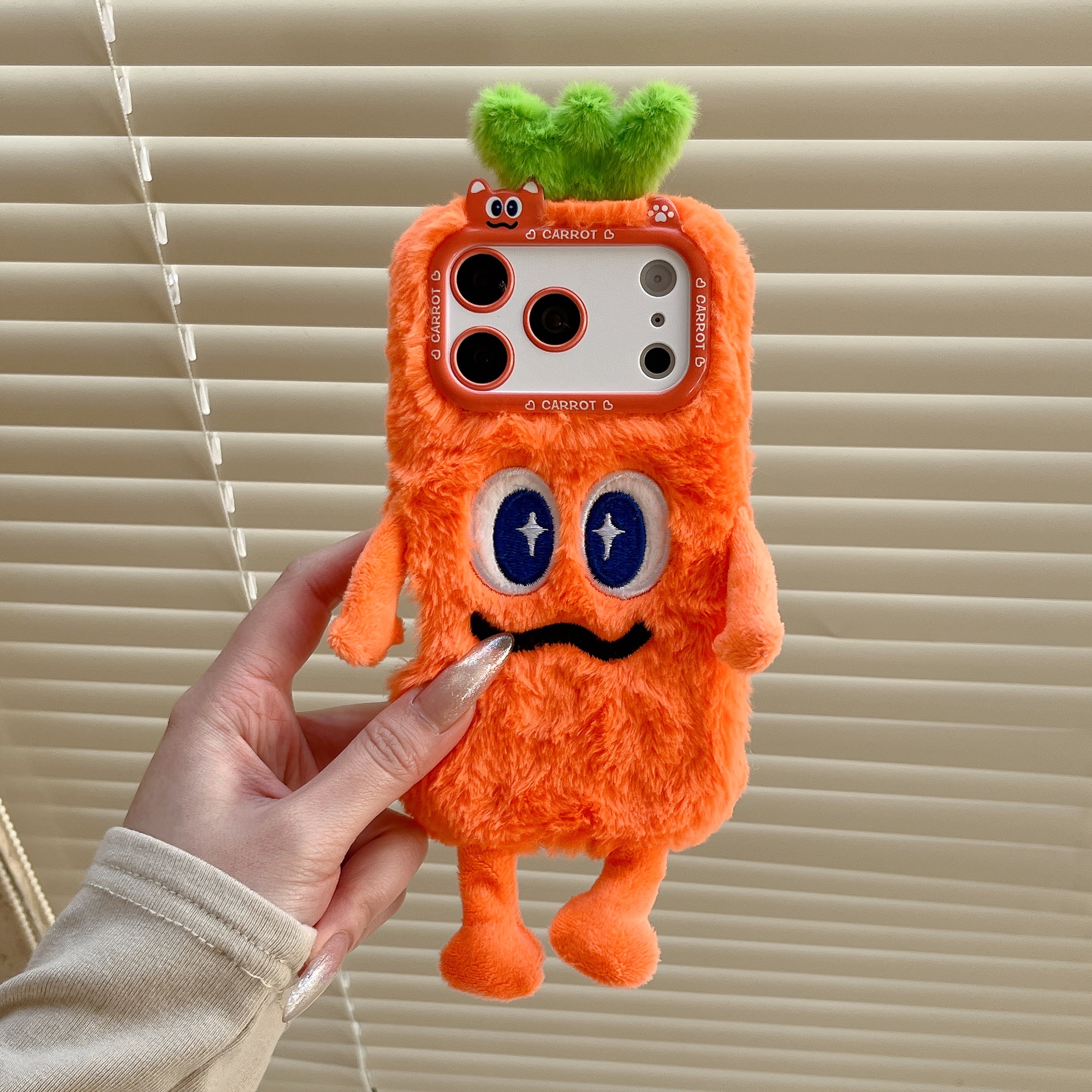 Cute Plush Phone Case with Qui - Phone Cases Iphone 13 recensione e prezzo